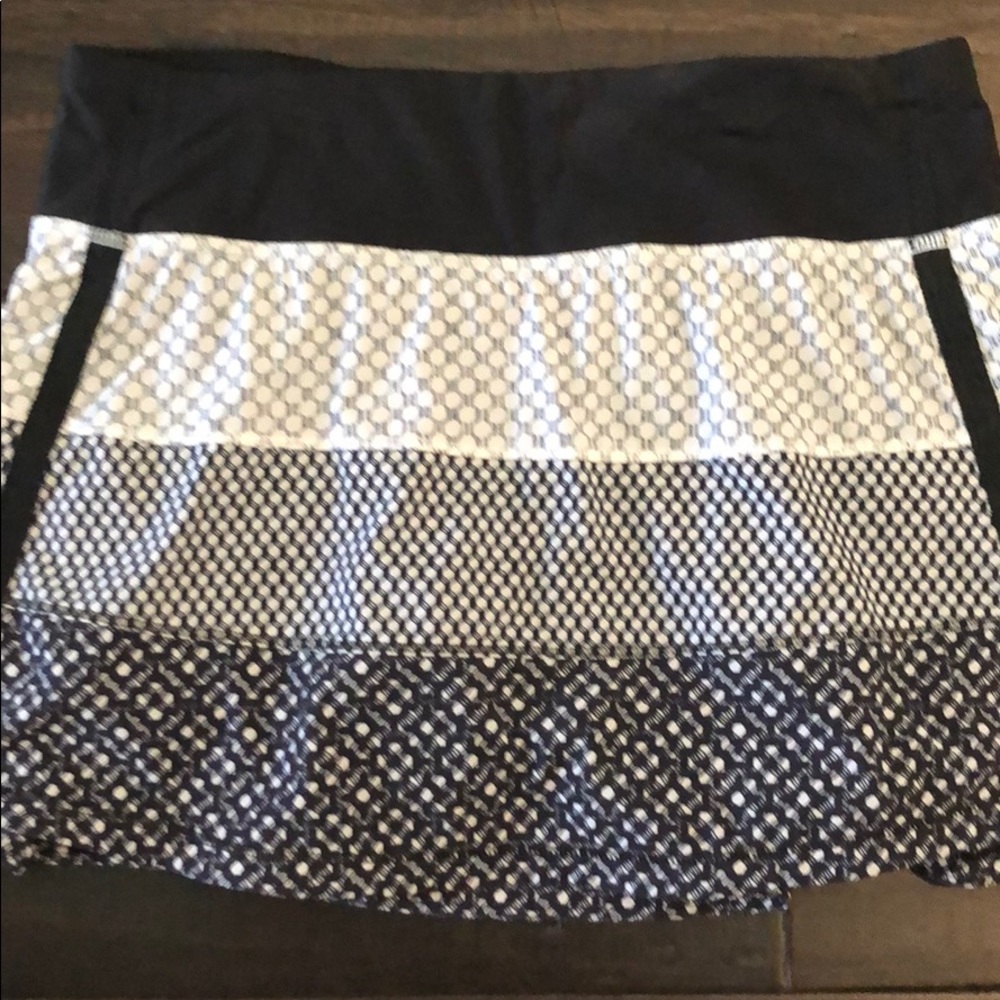 Lululemon pace rival regular size 4